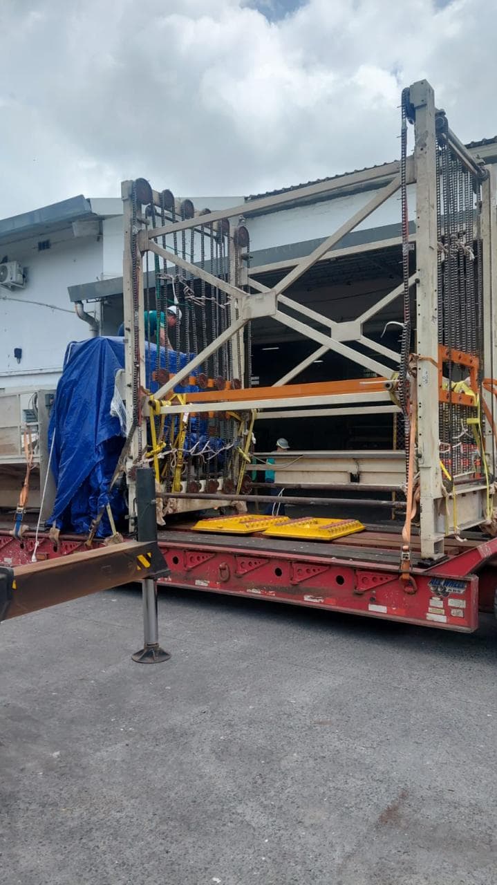 Carga y Transporte de Estructuras Metálicas — Tren de Laminación Papisa