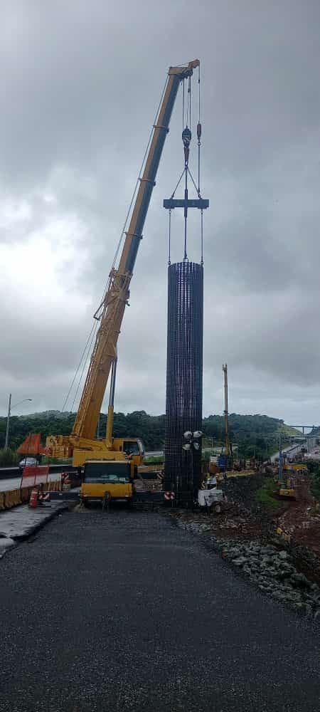 Instalaciones de Pilotes — Línea 3 del Metro, Cliente Bauer Panamá